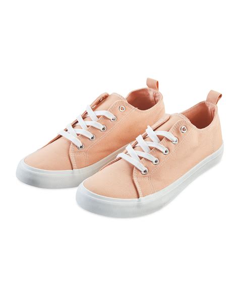 aldi canvas trainers.